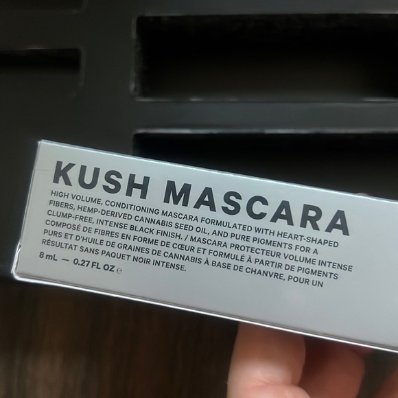 Milk Mascara in Boom - Picture 3 of 5